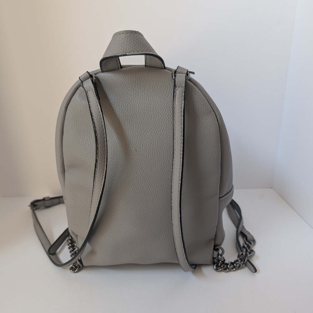 Victoria's Secret Small Gray Quilted Faux Leather Backpack With Chain Details - Picture 3 of 10